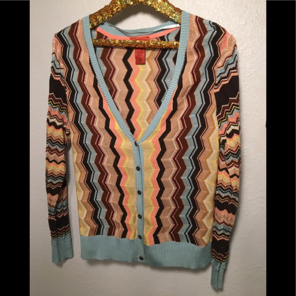 Cardigan sweater